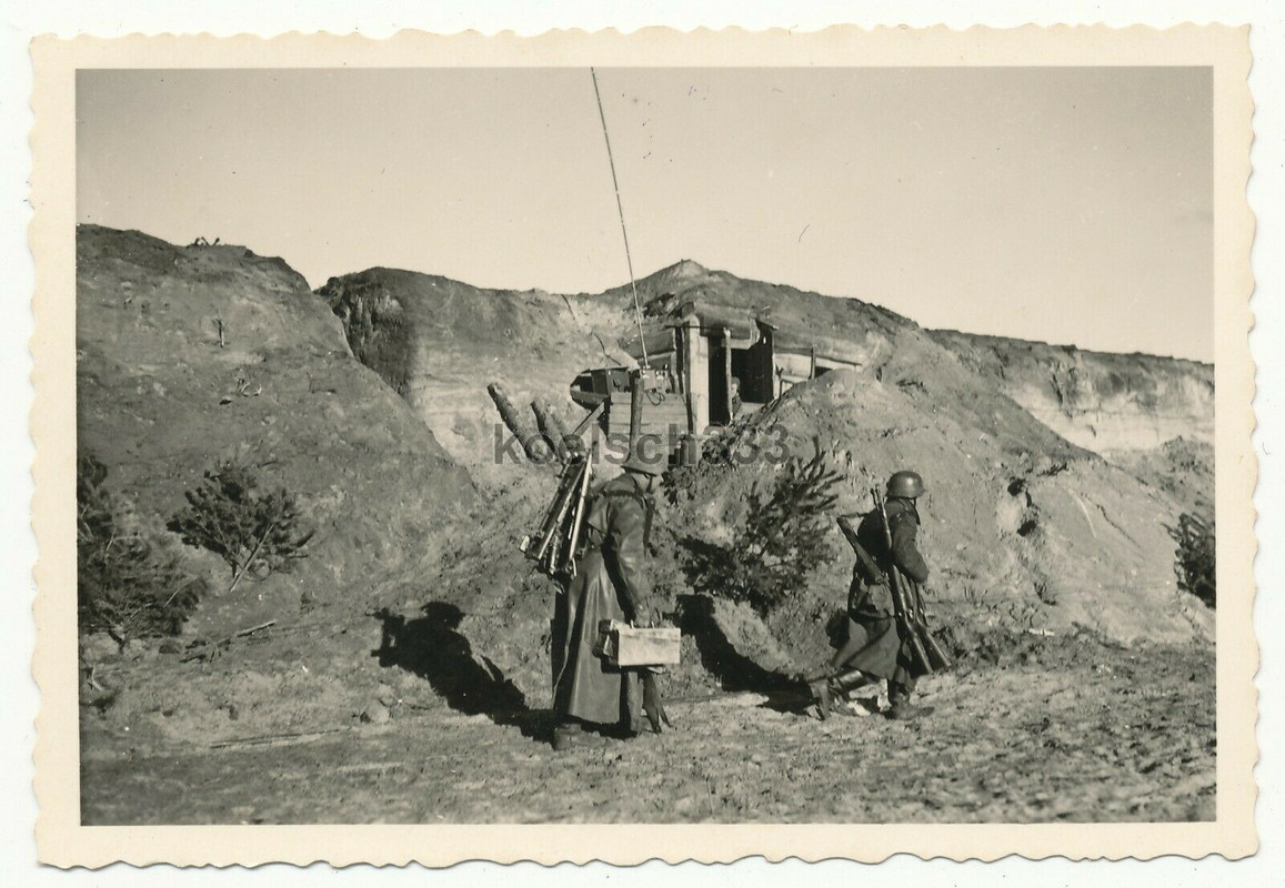 Foto Funk Bunker im Kampfgebiet Sinjawino - Schlüsselburg Ostfro