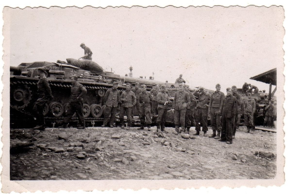 Tank Sturmgeschütz,Eisenbahntransport an die Fro