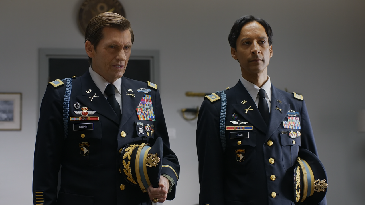 Going.Dutch.S01E01.Pilot.1080p.10bit.AMZN.WEB-DL.DDP5.1.HEVC-Vyndros.mkv_snapshot_02.07_[2025.03.18_