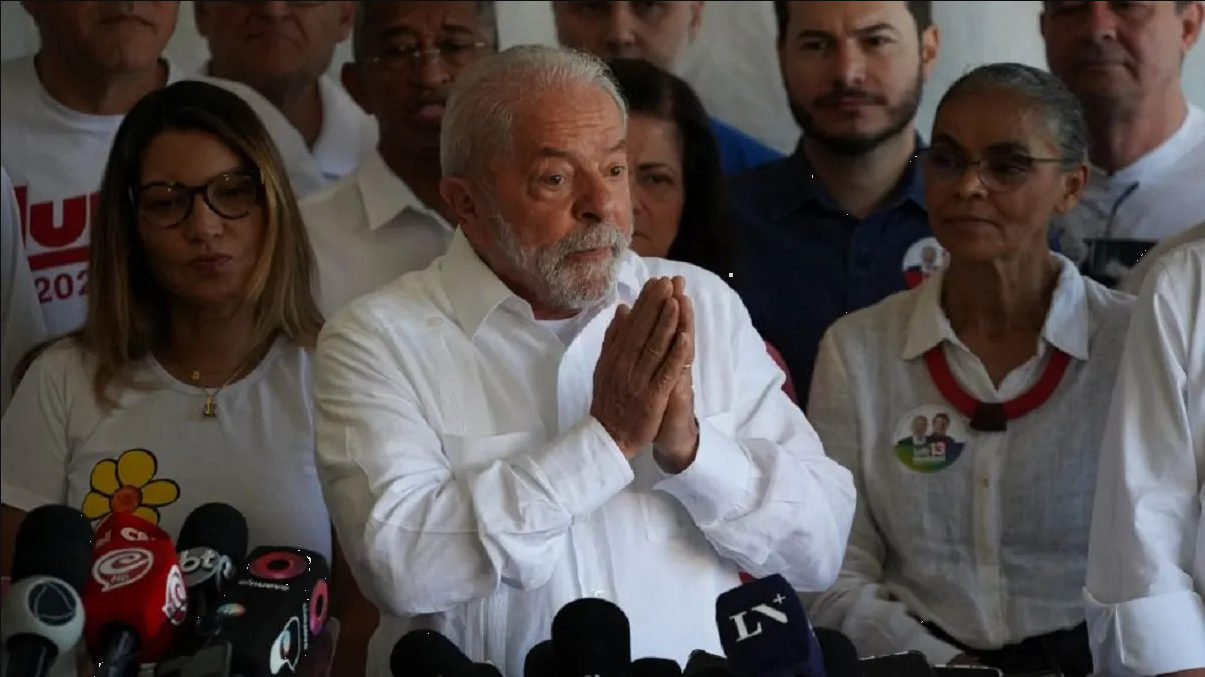 Biden y el mundo felicitan a Lula por su triunfo en las elecciones de Brasil