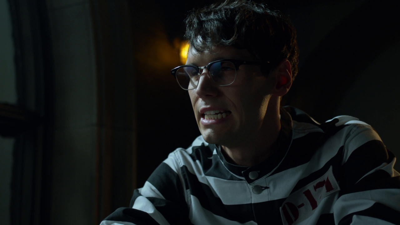 Gotham.S03E01.Il.cacciatore.di.taglie.1080p.BDRip.ITA.ENG.x264-BlackBit[screenshot 7]