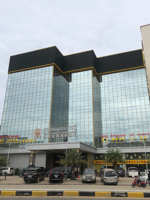 E73000CF-9A0F-4A8F-8725-DC2F5FBD484B