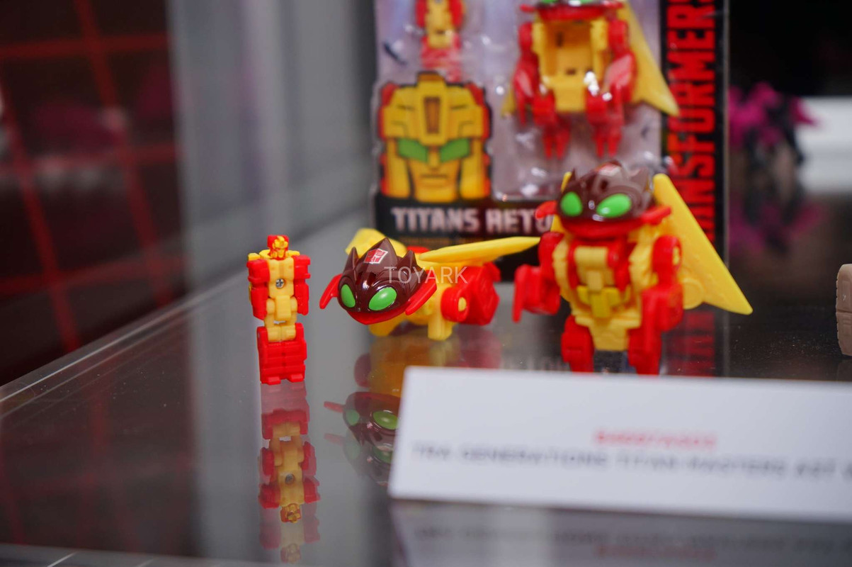 SDCC-2017-Hasbro-Transformers-026