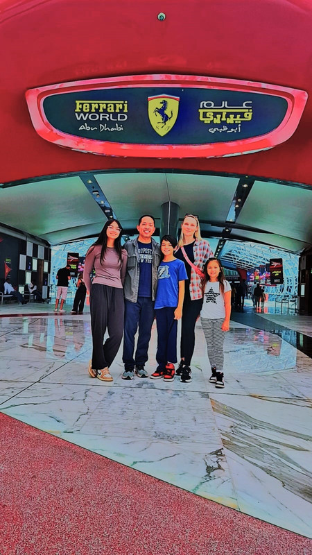 From Dubai to Abu Dhabi Layover Tour