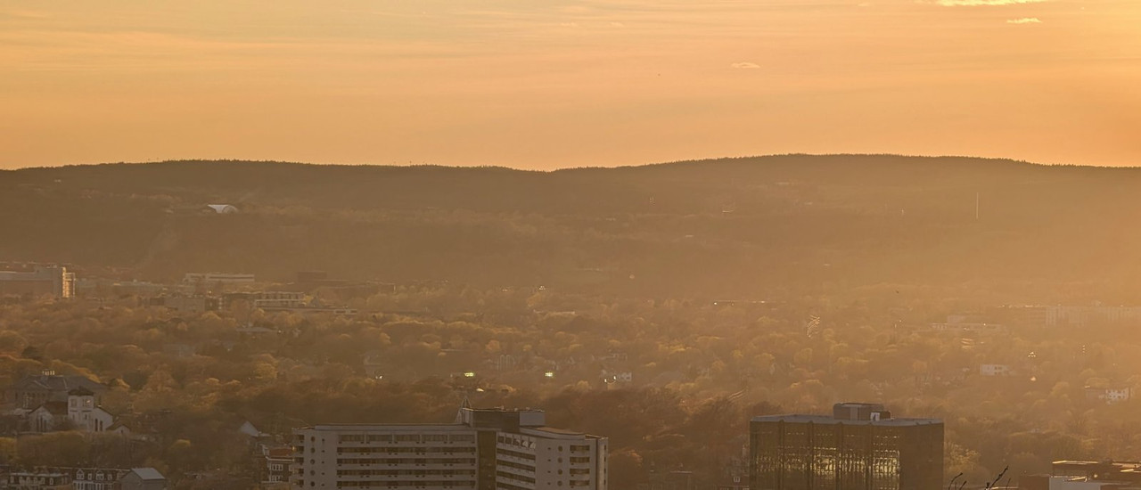 PXL_20250527_223846992.MP~2