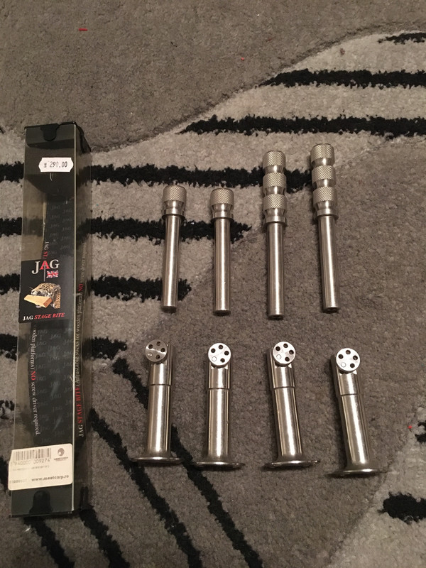 ACED7825-3701-475C-AC8C-06F73274C90C