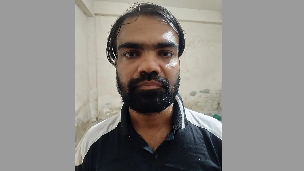 দুই কিশোরীকে ধর্ষণের অভিযোগে পুলিশের সোর্স গ্রেফতার