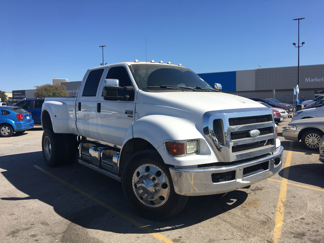 7B1F6586-A8B8-4FB1-AA21-5D44759D50F8