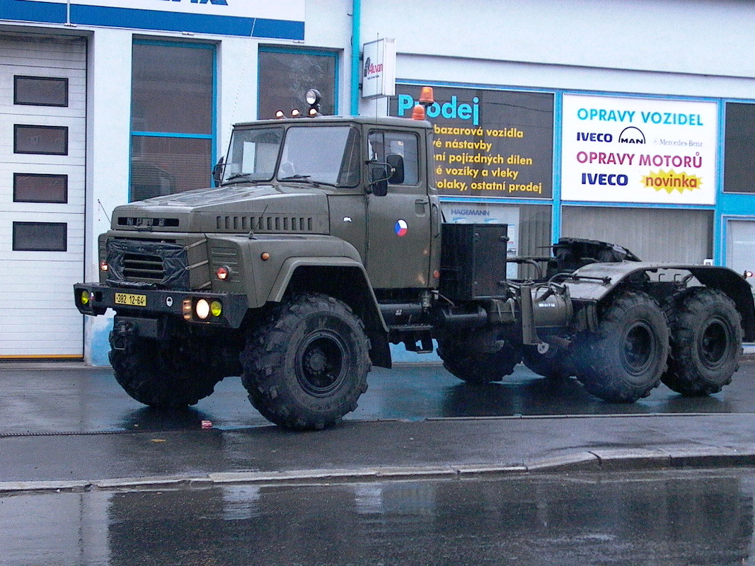 KRAZ 260 V (1)