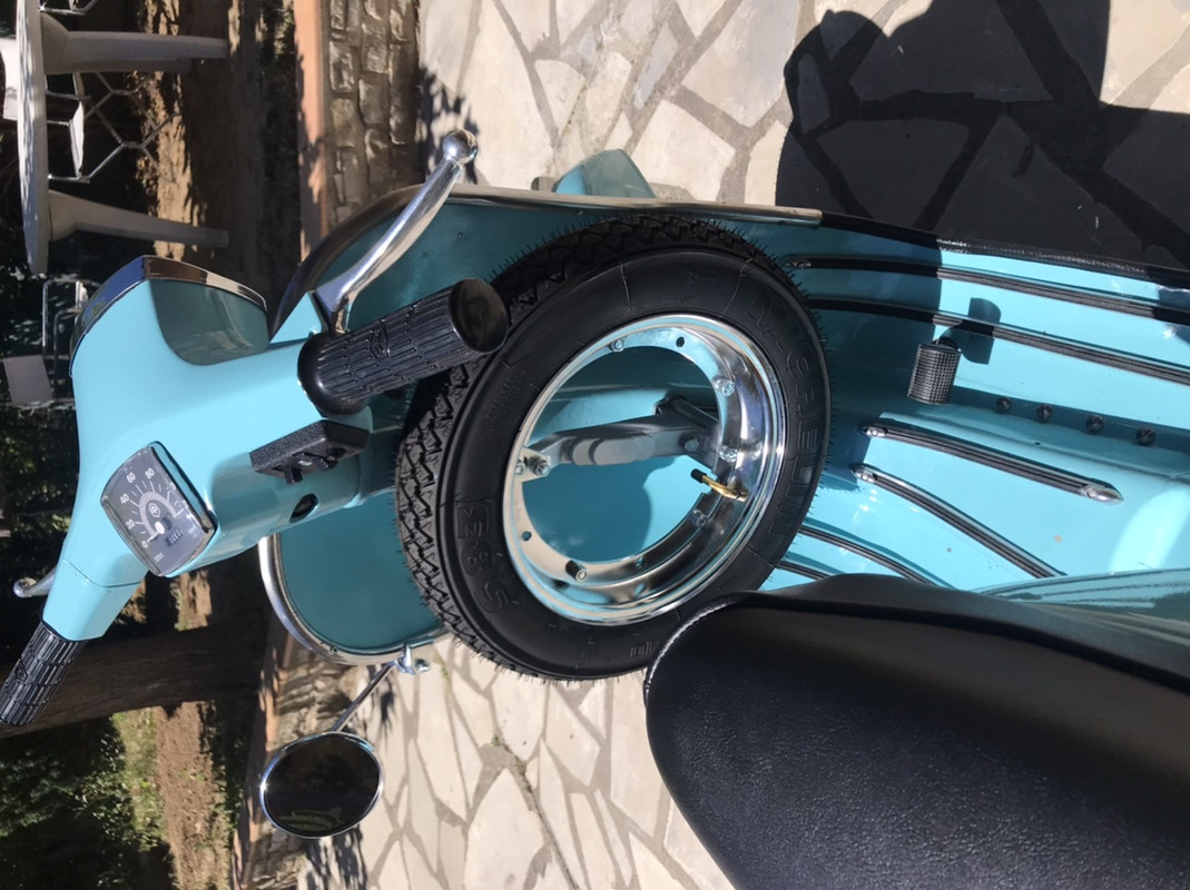 21187D8A-68FD-4D1A-BCE1-ECDA81B328D9