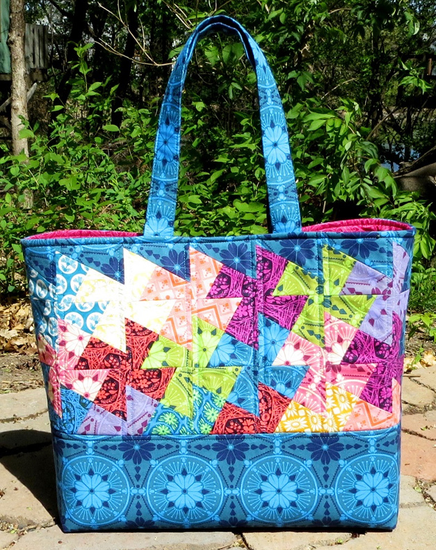 Around The Bobbin: Simply Charming Twister Tote 783583398701 - Quilt in ...