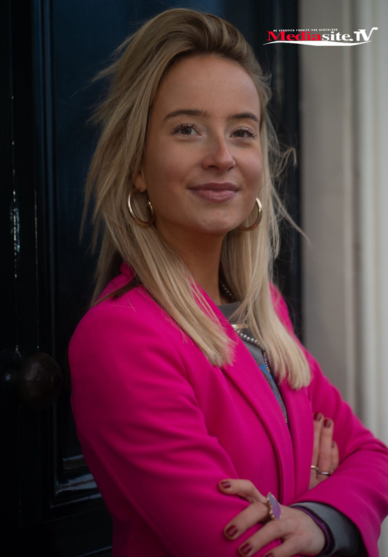 Jasmine van Dijk Nieuws van Dag verslaggeefster