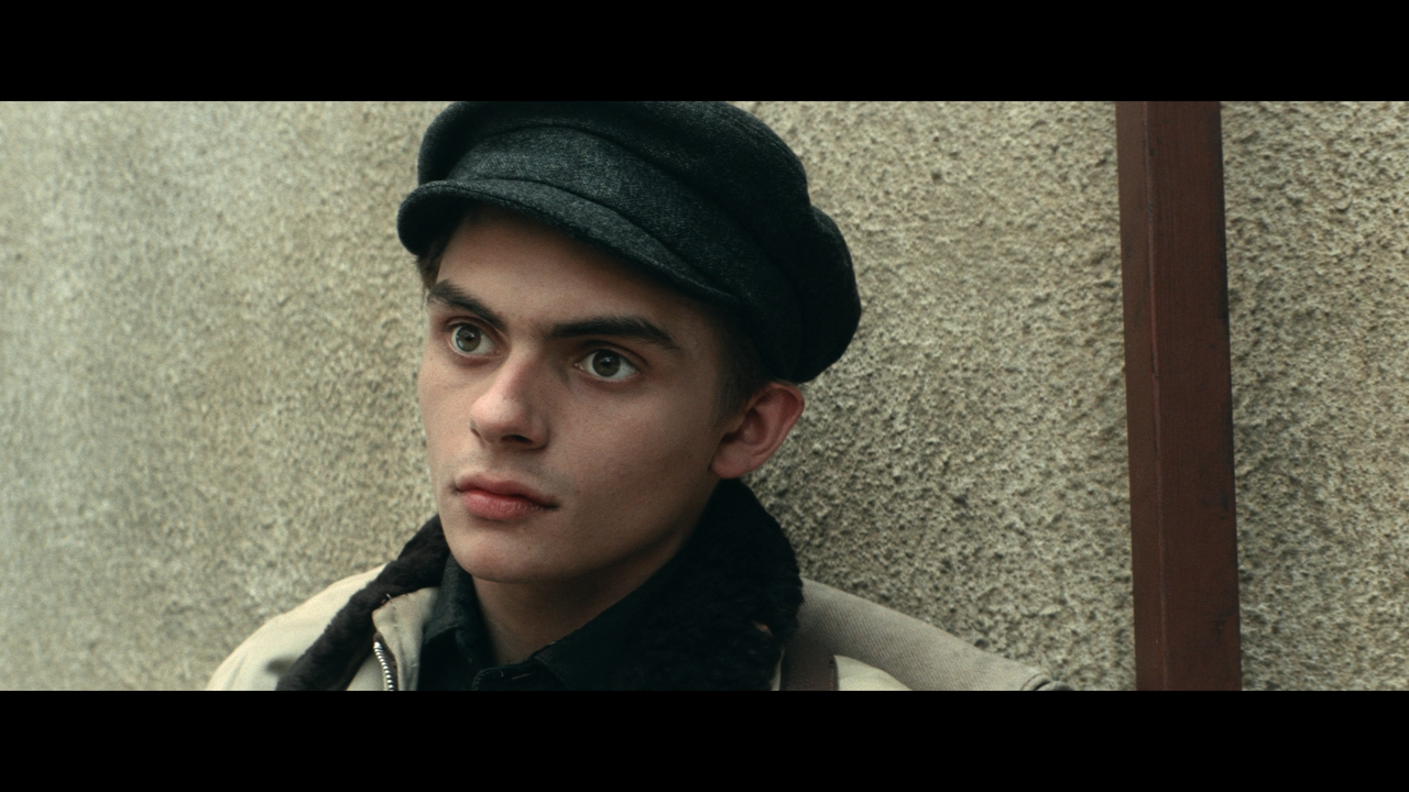 mpv-shot_White.Bird.2023.1080p.BDRemux.AVC-Нечипорук_00_13_22_0004