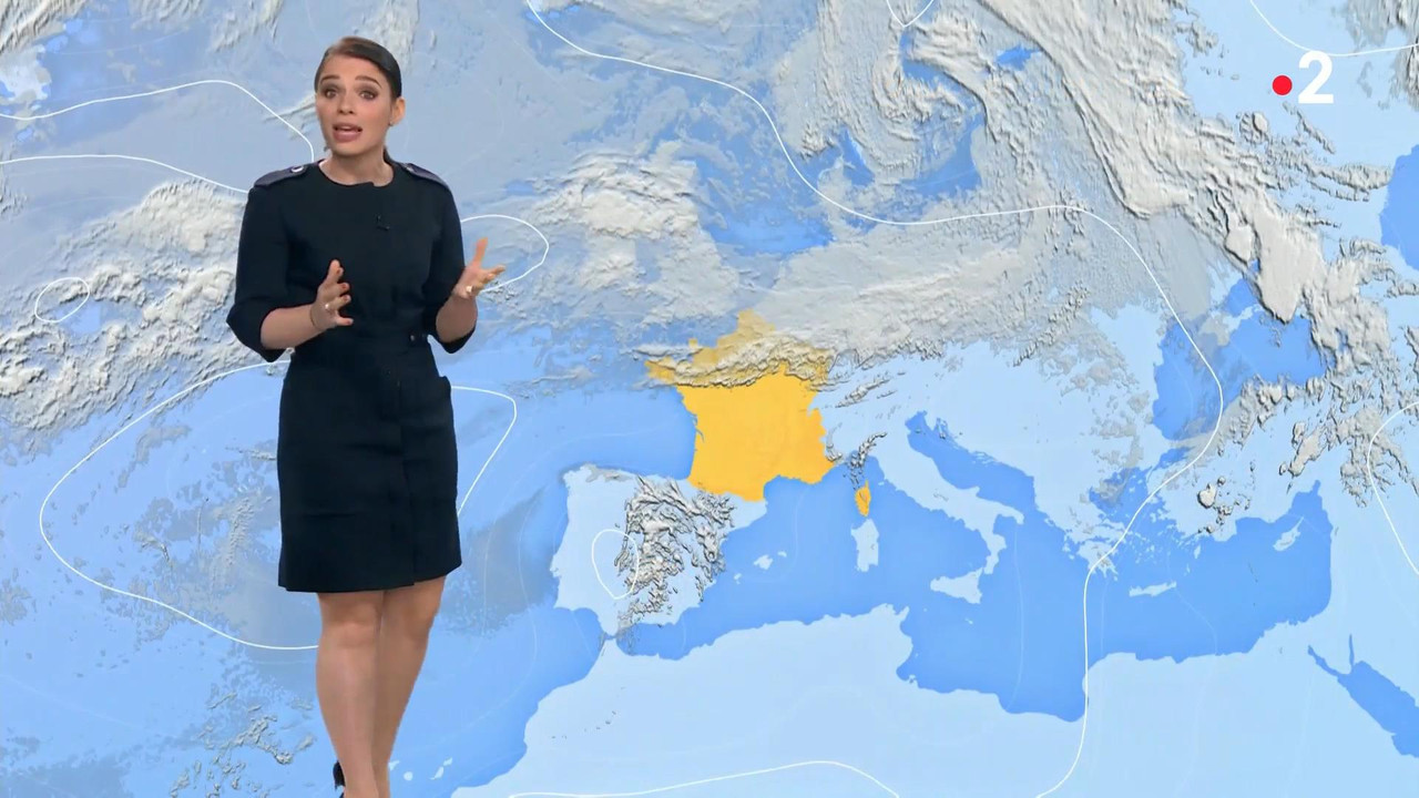 Virginie Hilssone 2020-07-09.mp4_snapshot_00.06_[2020.08.21_00.40.12]