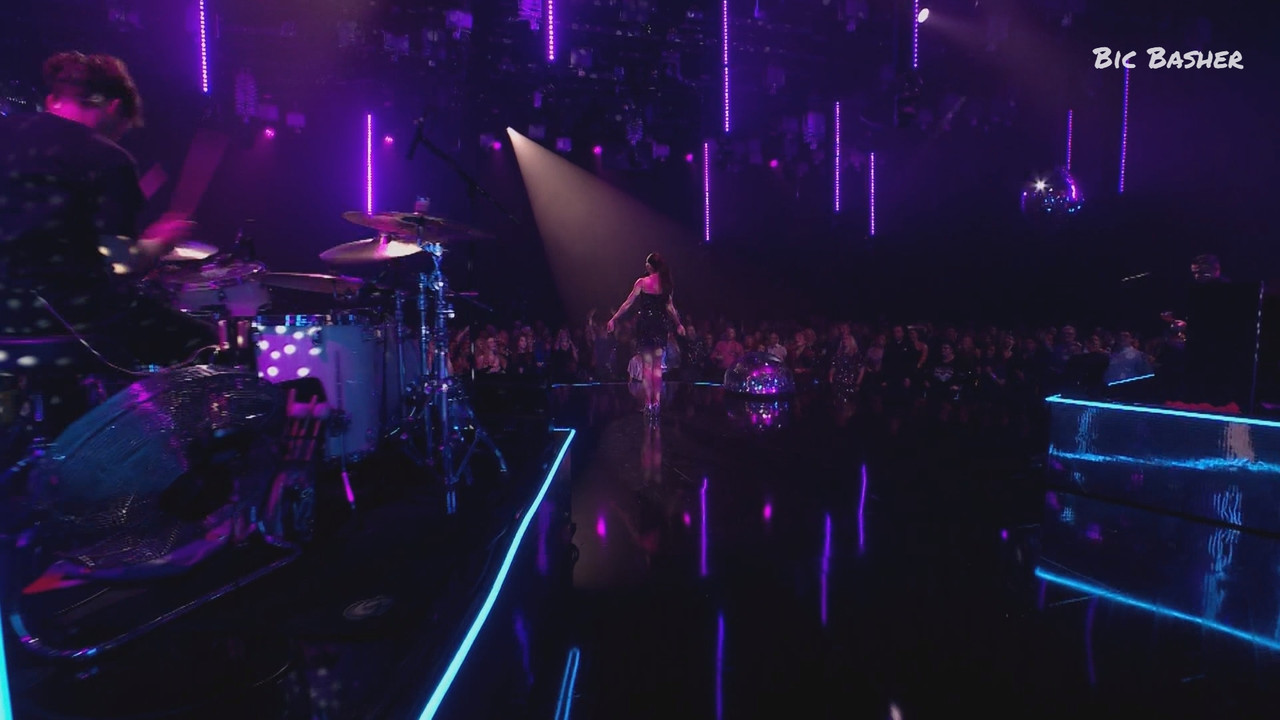 Sophie Ellis-Bextors New Years Eve Disco_20241231_23300000.ts_snapshot_28.25.428