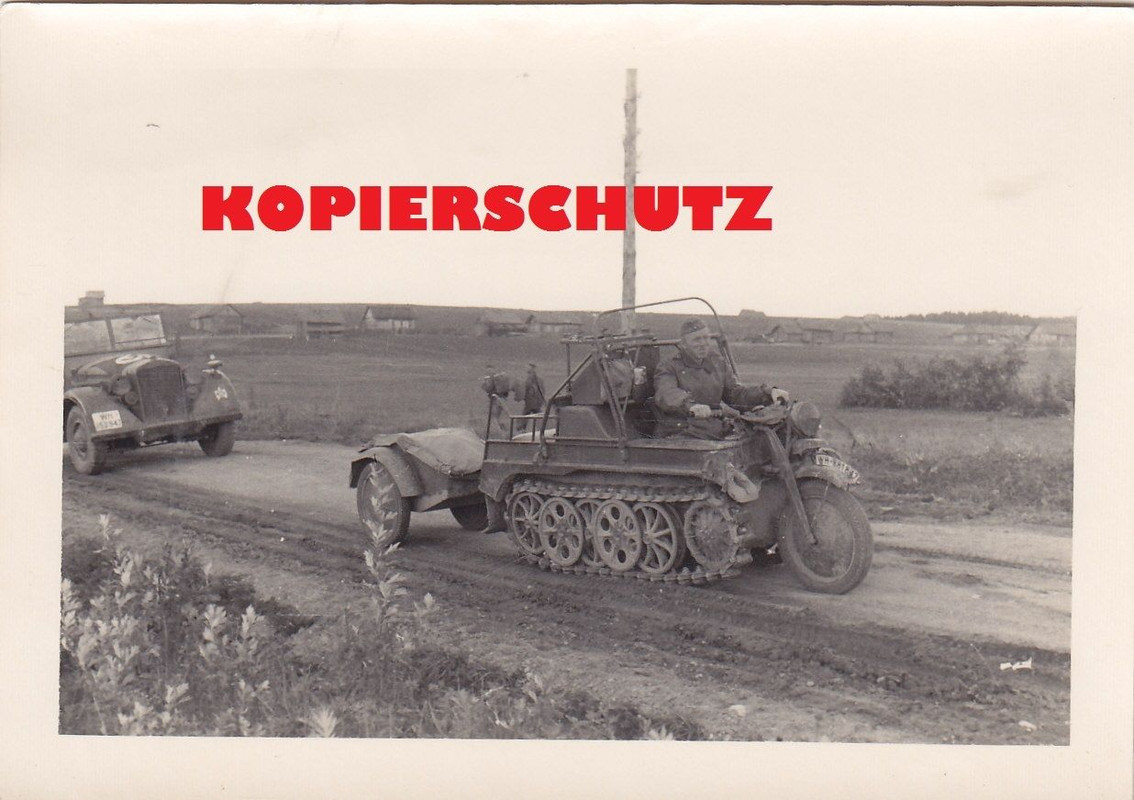 NSU Kettenkrad HK 101 mit Sonderanhänger und Rah