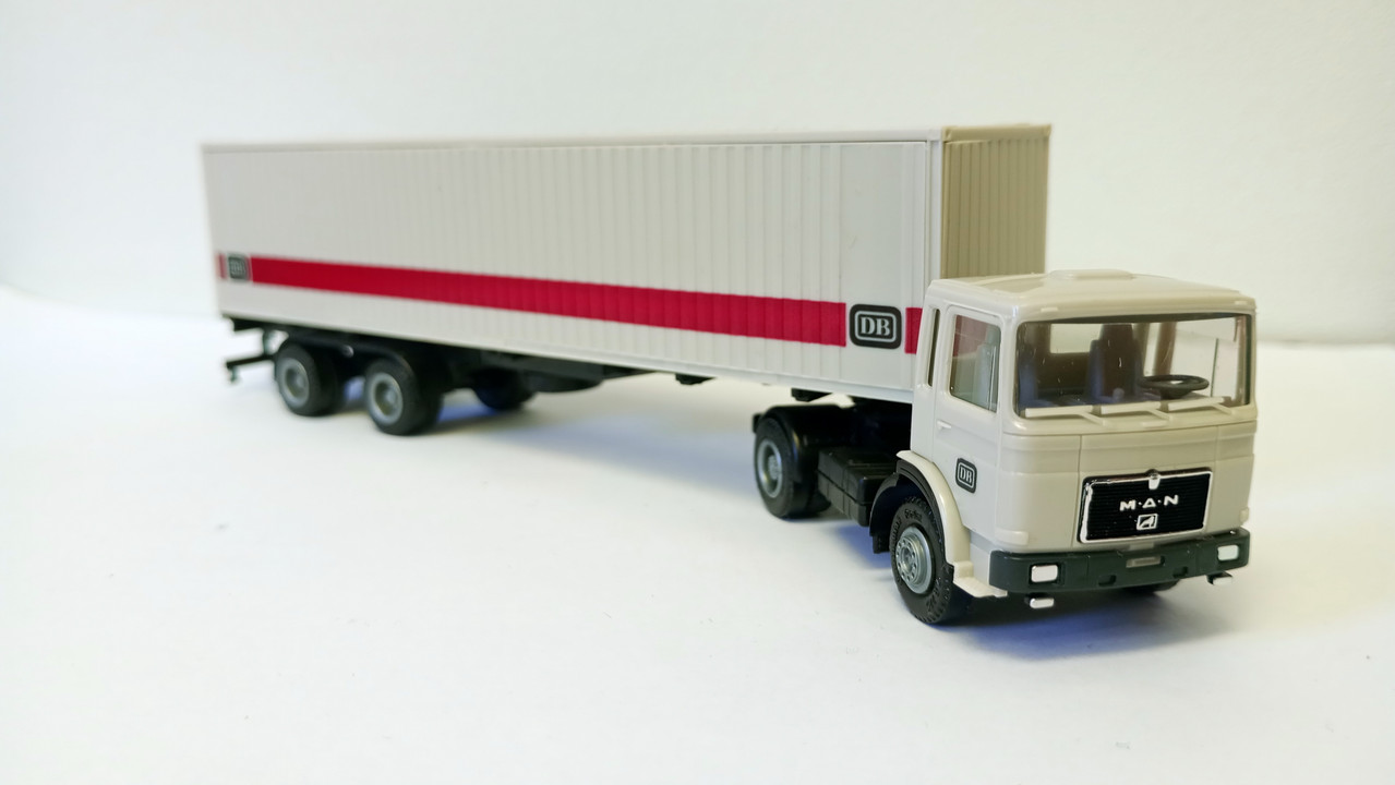 Mach (3616)