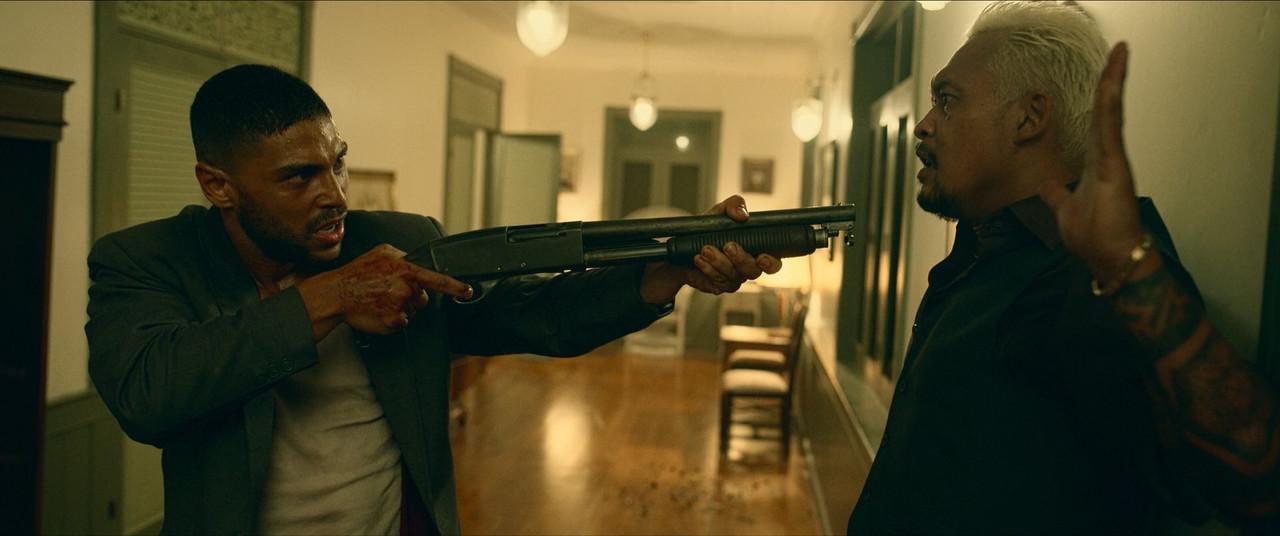 Farang (2023) (1080p BluRay x265 SAMPA).mkv_snapshot_01.00.38.449