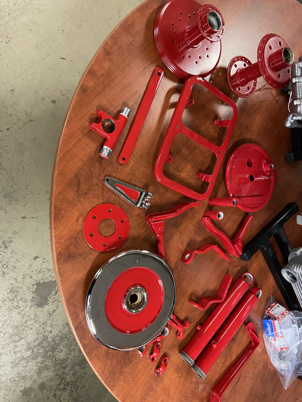 5D268EC6-B1BA-43B4-A851-9B9415ED9E7E