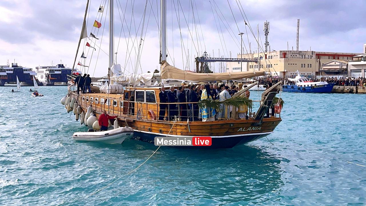 AGIASMOS-limani-IMG-1198