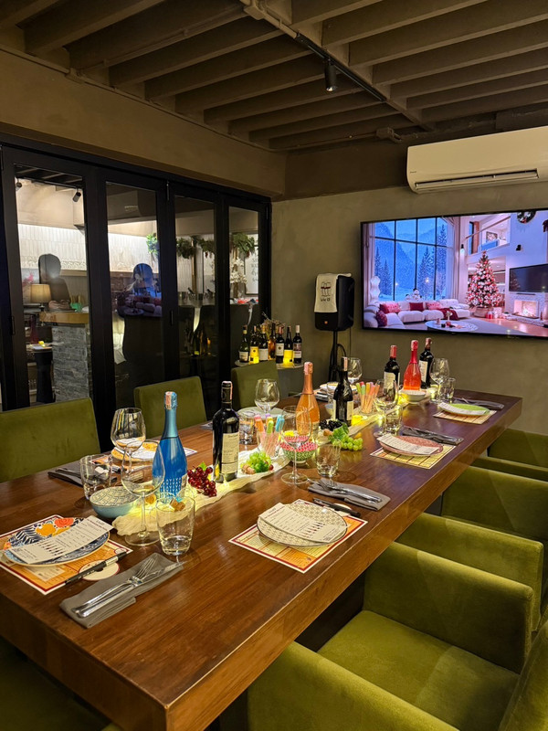 https://i.postimg.cc/L68fsV74/LINE-ALBUM-2024-Wine1-O1-Workshop-13-Terrior-Expression-250120-10.jpg