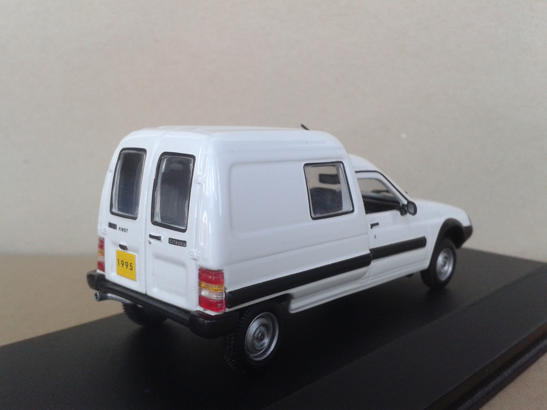 1995 Citroën C15 D First (Universal Hobbies-nº65 Passion Citroën) (16)