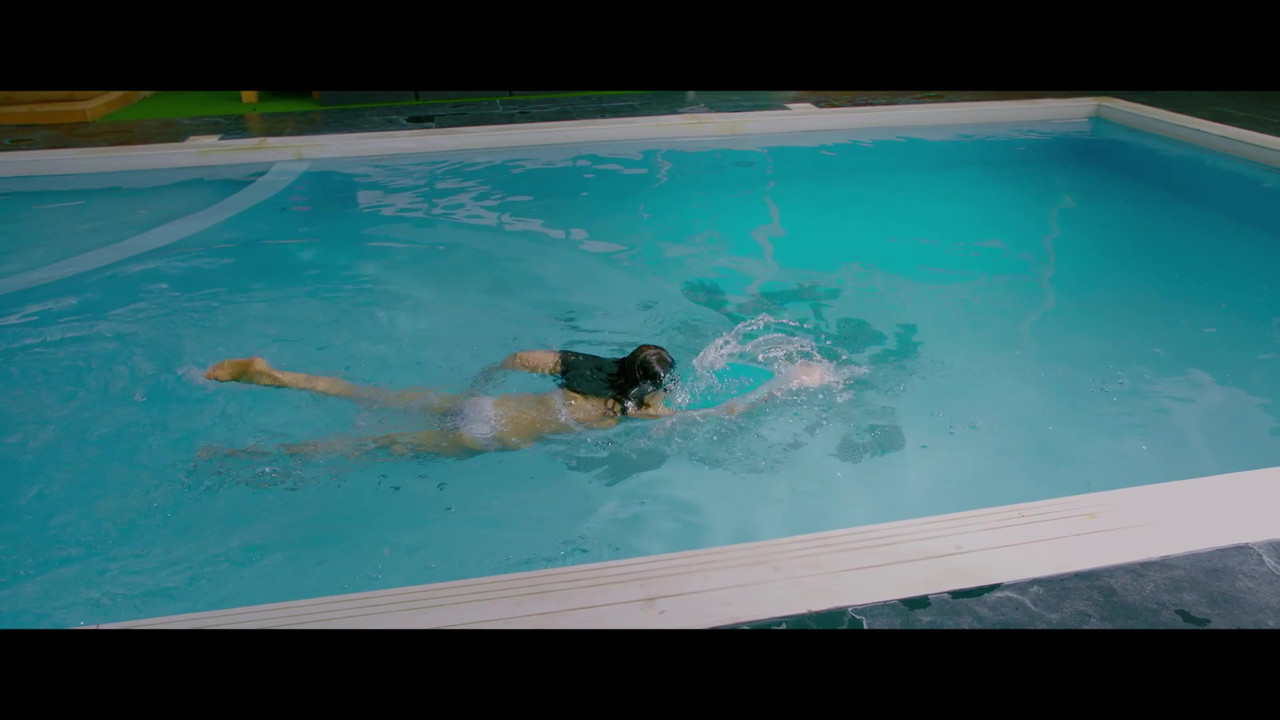 vlcsnap-2025-08-20-00h23m28s707