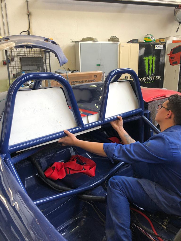 909E0547-2BD9-4A6E-B041-BC94574A7D2E