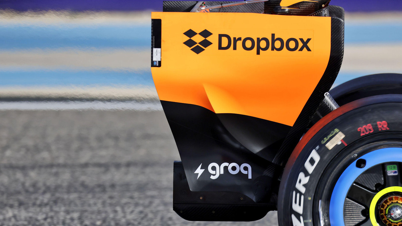 Mc-Laren-MCL40-rear-wing-endplate.jpg