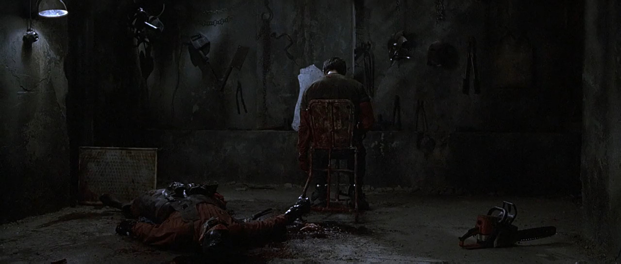 Hostel 2005 Director's Cut BluRay [Hindi + English] 480p 720p ESub Screenshot