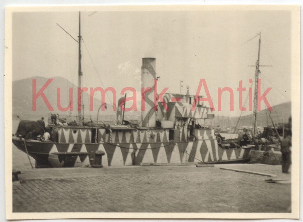Foto Wehrmacht Griechenland Euböa Chalkis Marine Schiff camo TAR