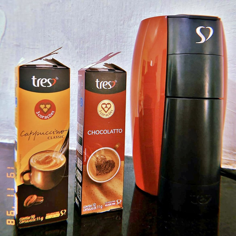 Cafeteira Espresso TRES 3 Corações Lov – 15 Bar Vermelho ou Preto