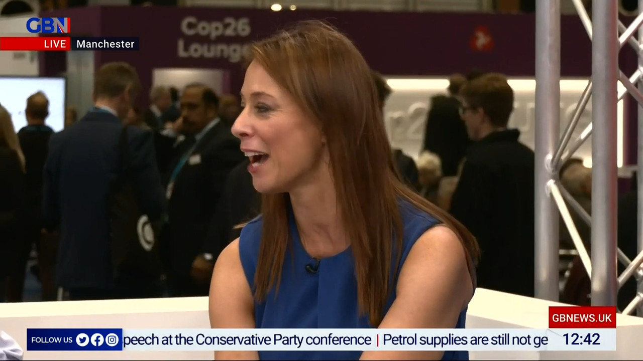 10.04 - 12.00.00 - The Briefing Lunchtime with Gloria De Piero. Your ....ts_snapshot_43.22.130