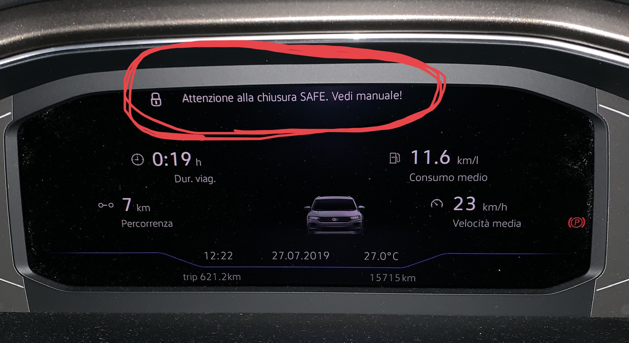 C536E9D6-0EC3-4E4C-8888-91979C9A930D