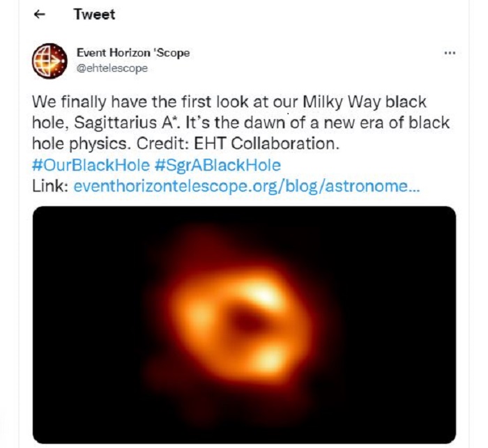 Astronom berhasil memotret black holes atau lubang hitam jantung galaksi Bima Sakti untuk pertama kali dalam sejarah.