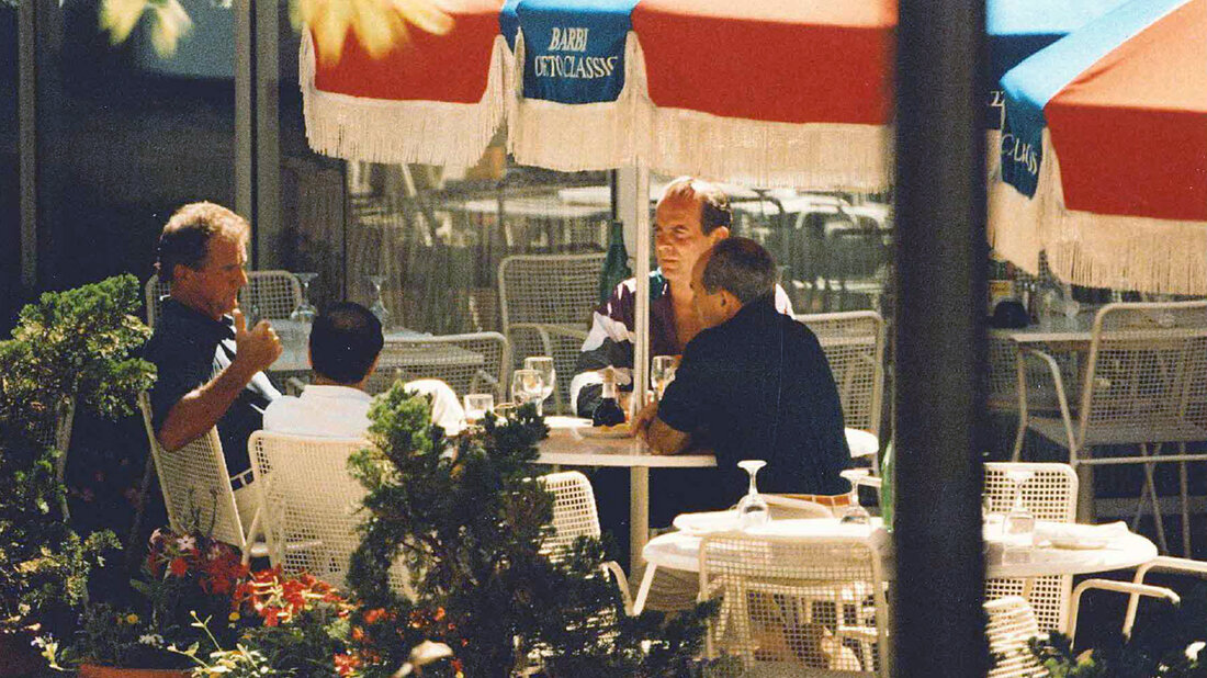 bakc.jpg