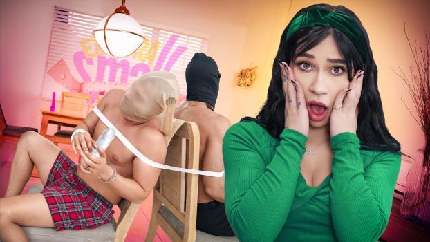 ExxxtraSmall – Delilah Dagger – Hole Alone