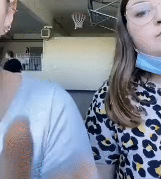 https://i.postimg.cc/L6Kph3jZ/2.gif