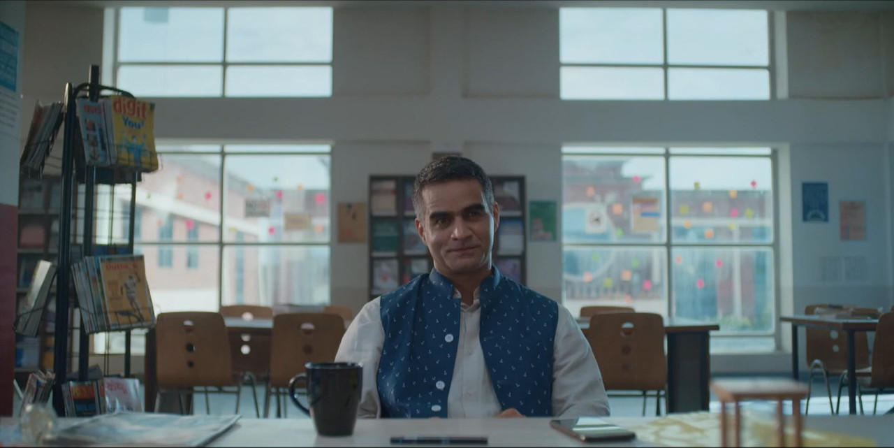College Romance (2021) Season 2 [Hindi + Tamil + Telugu + Malayalam + Kannada] WebRip 480p, 720p ESub - Complete Screenshot