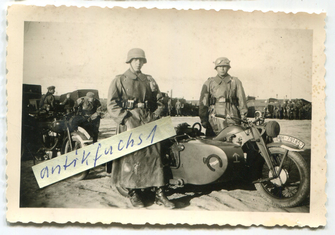 WH-Krad-Motorrad Gespann mit Hufeisen , Namen u.takt.Z in Rußland