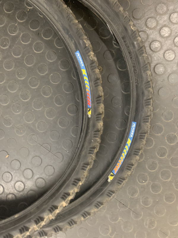 13C12012-3385-4DC8-8342-5D882CEC0850