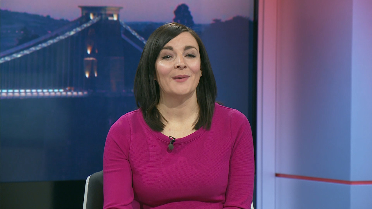 01.10 - 17.45.00 - ITV News West Country. News for Devon, Cornwall, S....ts_snapshot_18.08.063