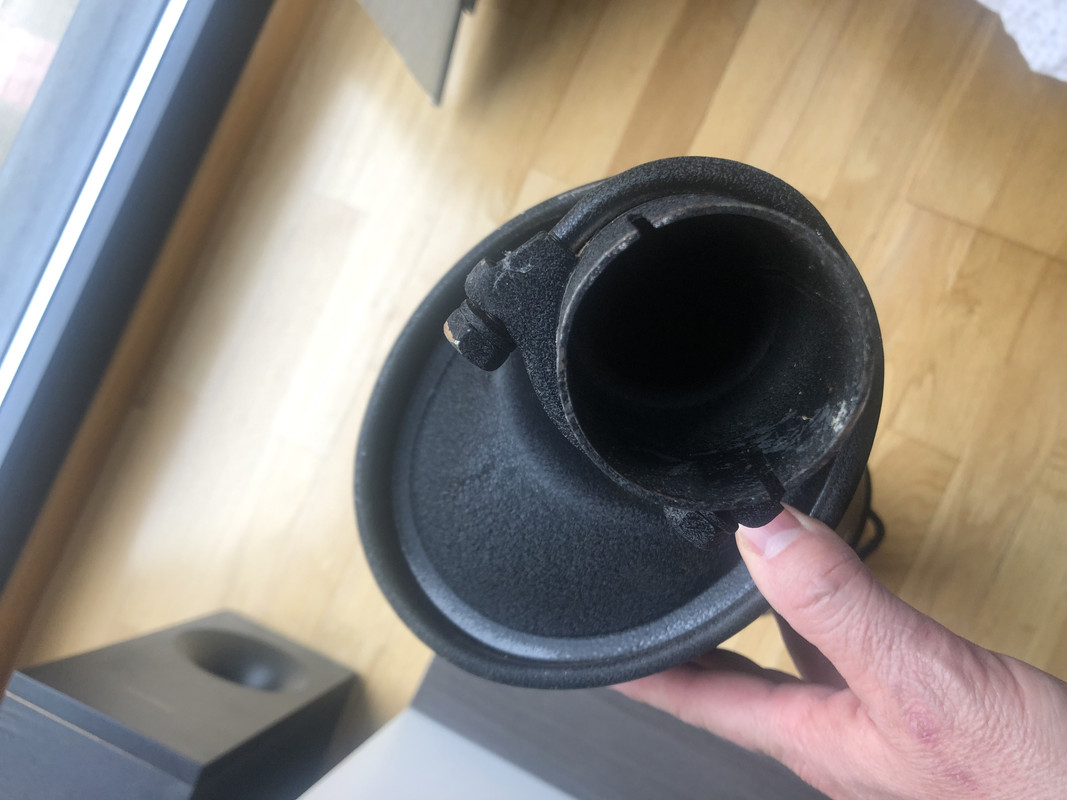 220CD214-F12F-4CAA-928C-1FDBFDC57593