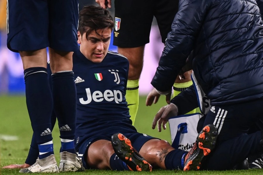 Paulo Dybala: Pirlo ha confermato l'infortunio subito dall'argentino.