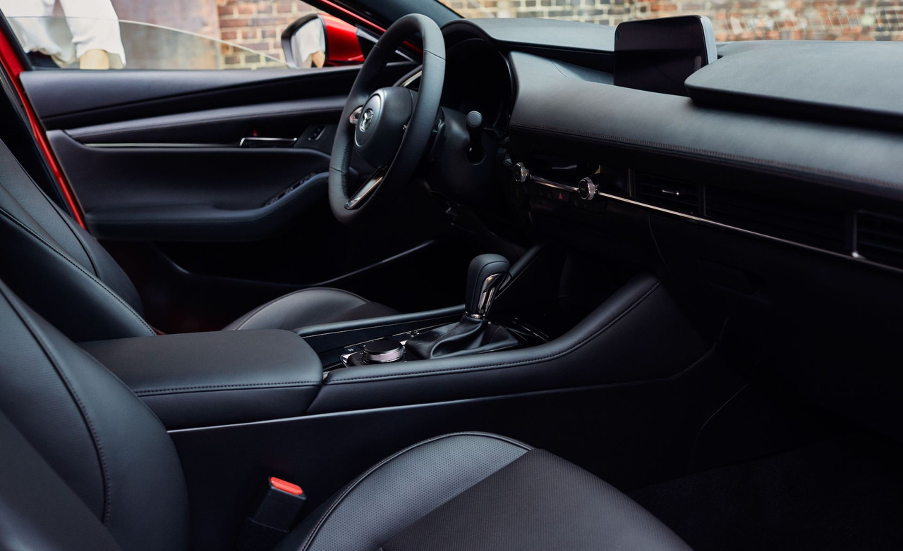 2019-mazda-mazda-3-111-1543341699