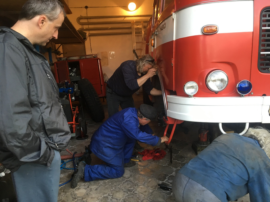 29210D87-F8A4-4028-9F65-7E854E611569