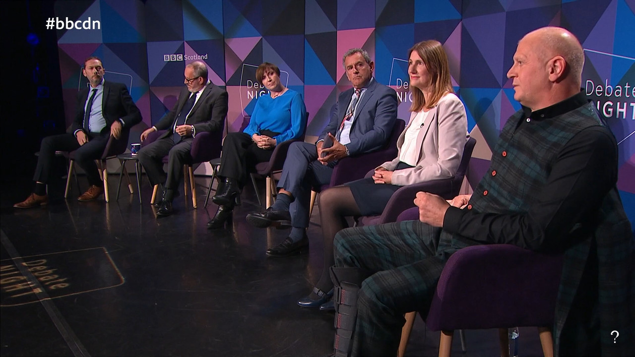 09.28 - 23.30.00 - Debate Night. 10 24. Current affairs discussion. M....ts_snapshot_00.24.56.228