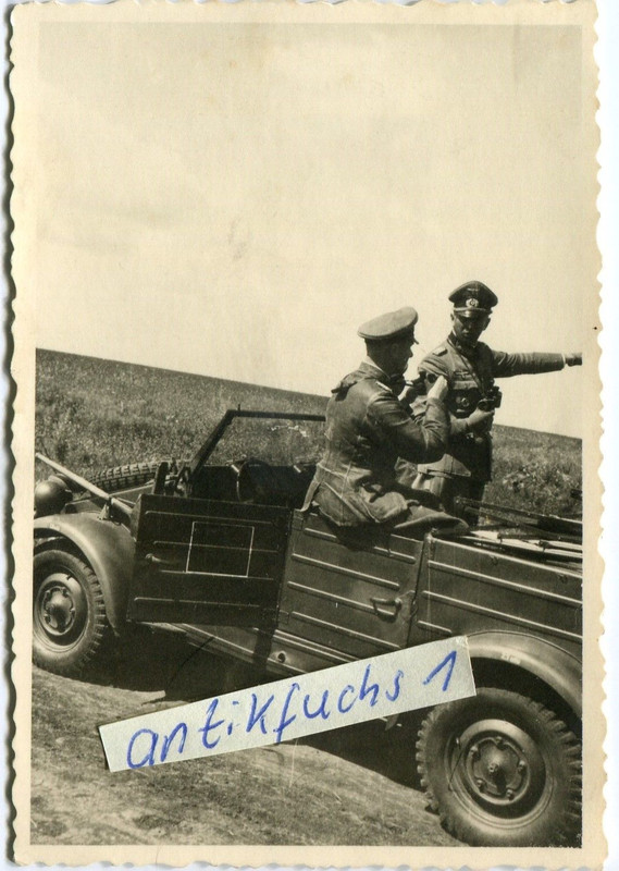 VW-Kübelwagen mit General Erich Buschenhagen an der Front 1943