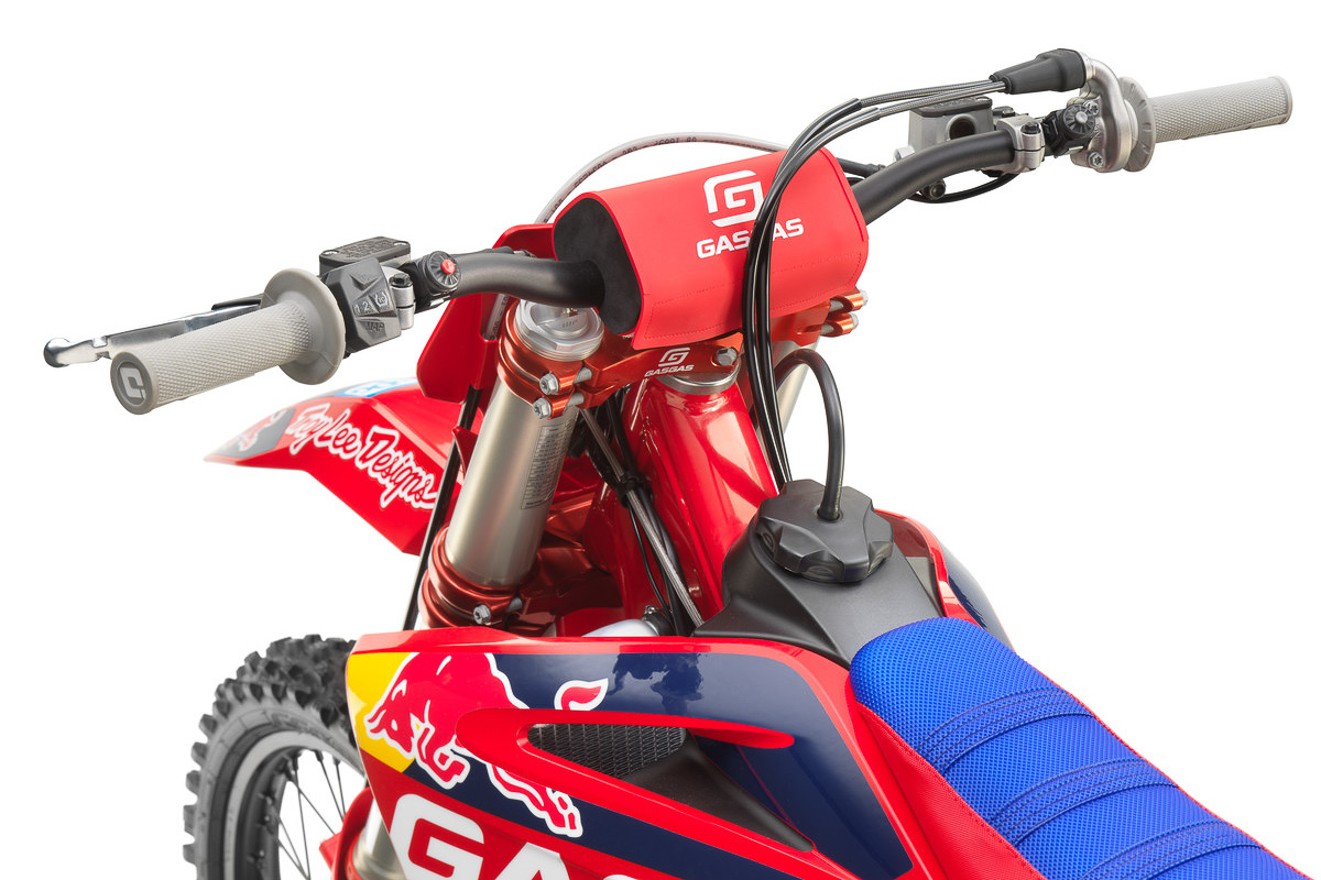 Гоночный кроссбайк GasGas MC 450F Troy Lee Designs 2022