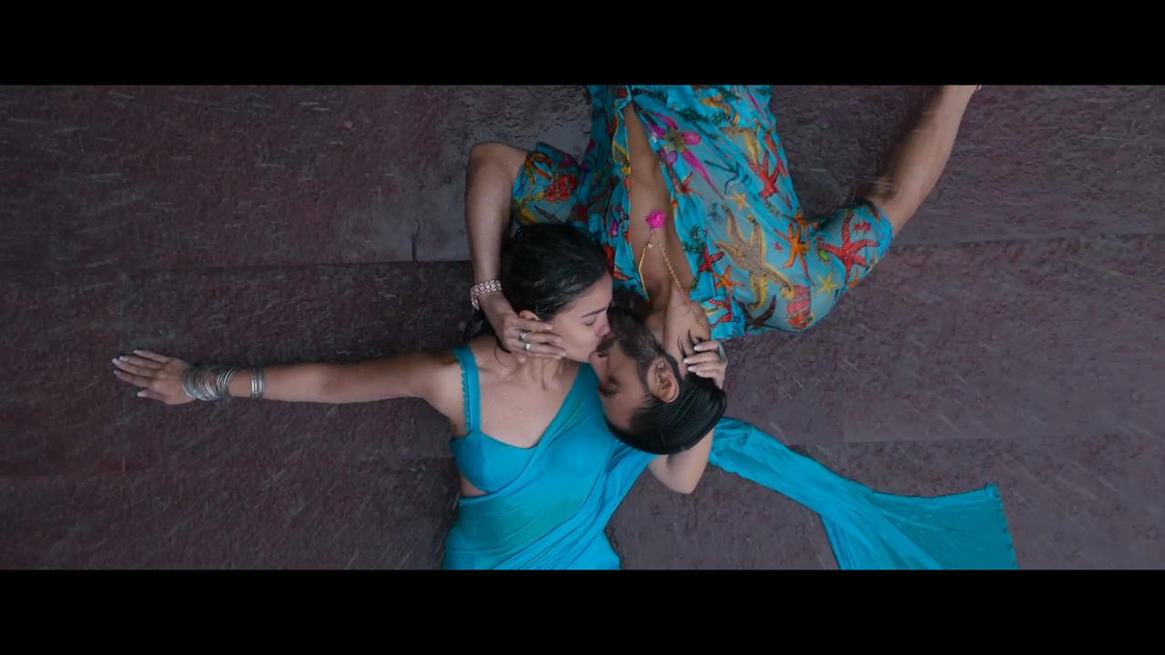 Rocky Aur Rani Kii Prem Kahaani 2023 - by Telly - VLC media player 08-09-2023 14_03_37